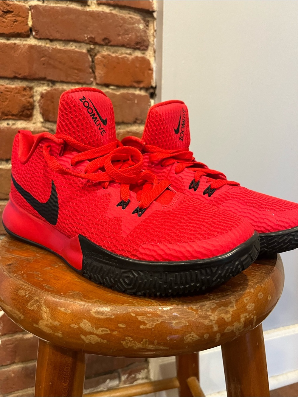 Nike Zoom Live University Red Black Basketball Shoes Men’s Size 10